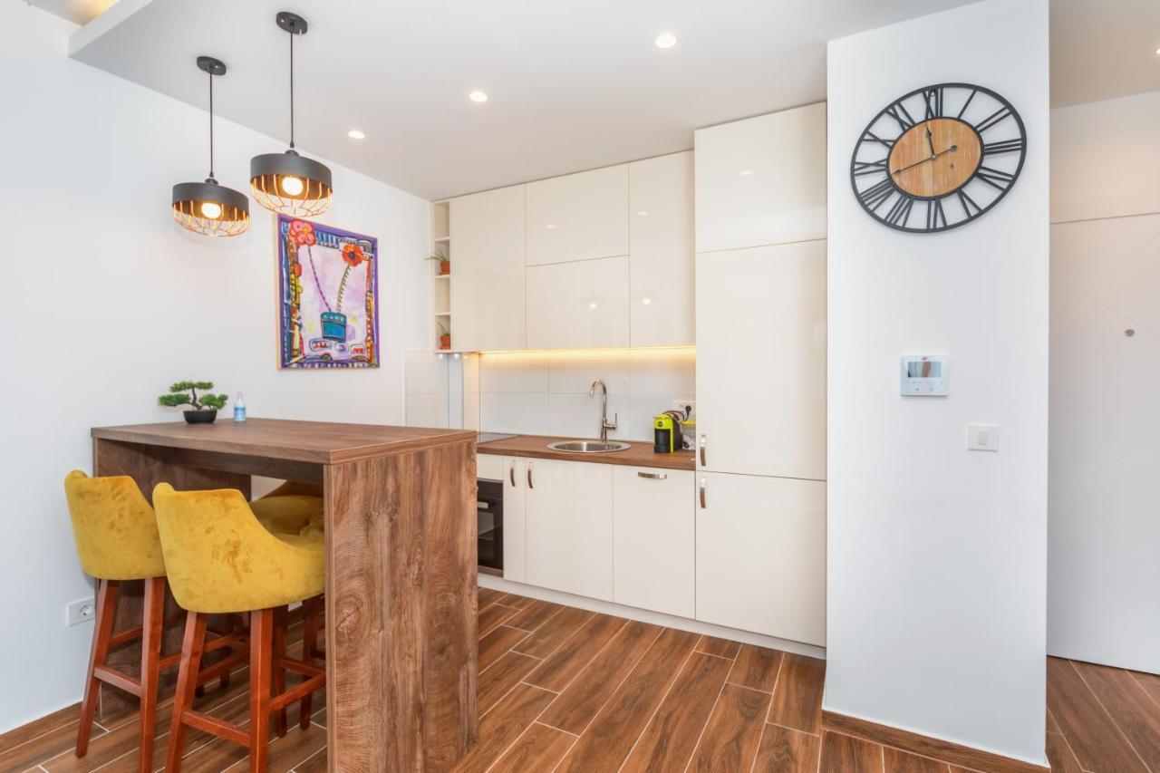 Accordion Apartment Бар Екстер'єр фото