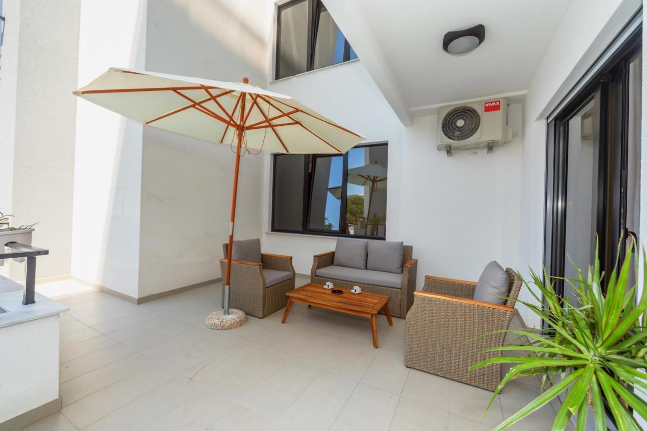 Accordion Apartment Бар Екстер'єр фото
