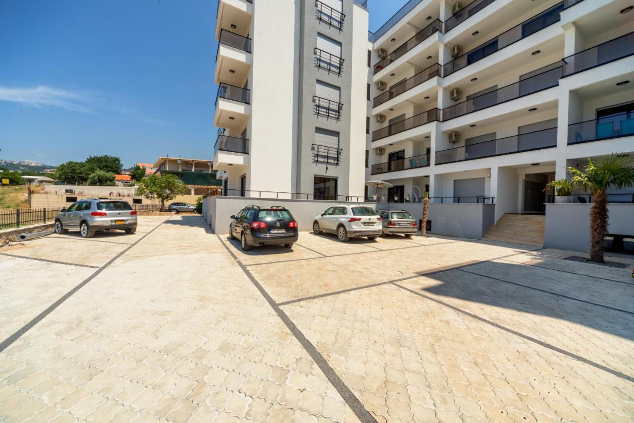 Accordion Apartment Бар Екстер'єр фото